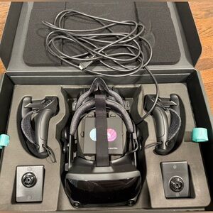 Valve Index PC And Console Virtual Reality VR Headset Full Kit - Black